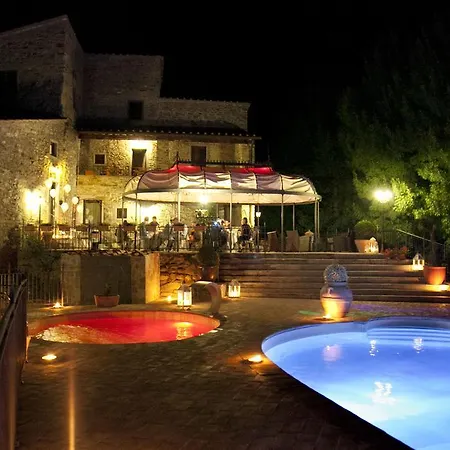 Il Castelluccio Country Restaurant & Feriegård *